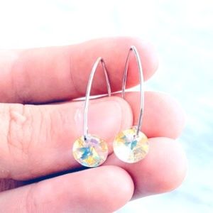 🎉🎉10/$25 Simple Crystal V Wire Earrings, Minimalist Crystal